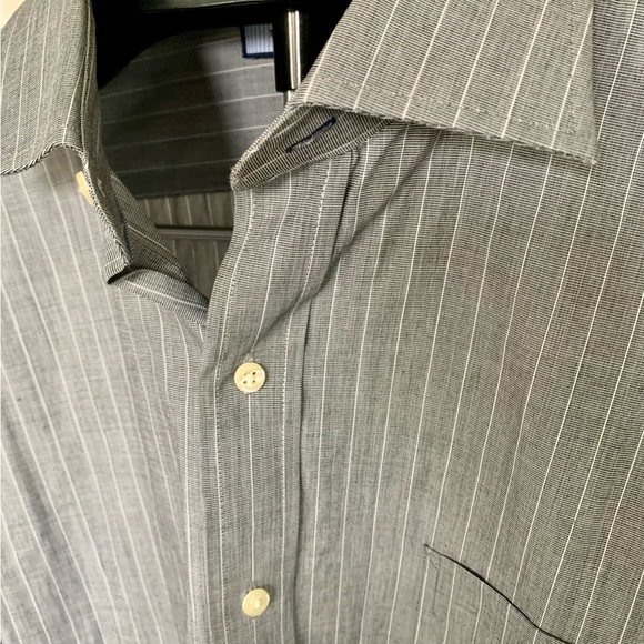 NWOT Tommy Hilfiger Ithaca dress shirt - Picture 10 of 10
